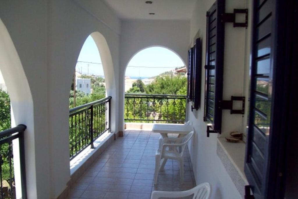 Georgia Studios Fourni Ikaria Zimmer foto