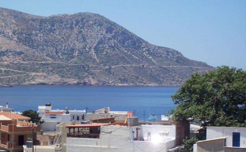 Georgia Studios Fourni Ikaria Zimmer foto